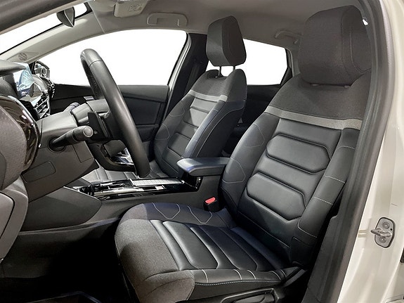 Citroen C4 X 4 of 5