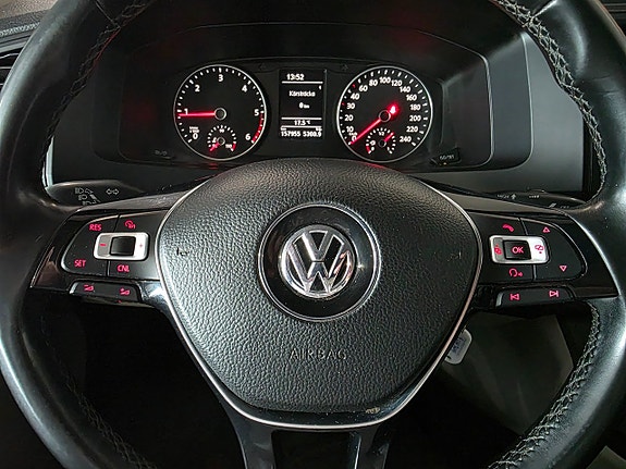Volkswagen Transporter 13 of 13