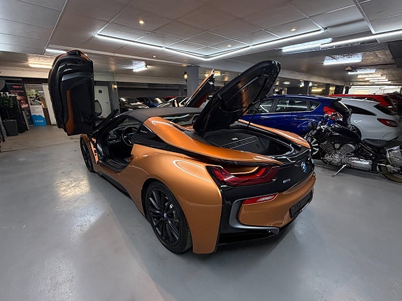 BMW i8 9 of 27