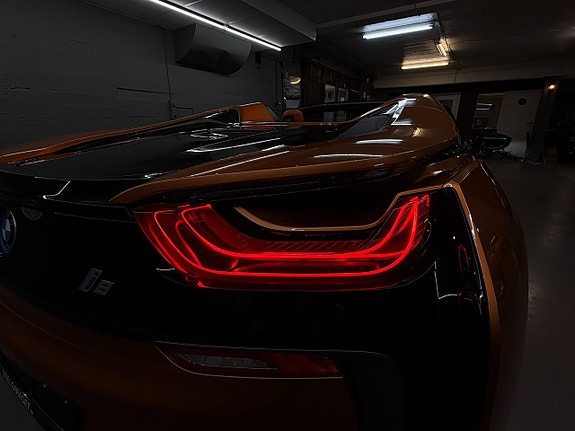 BMW i8 12 of 27