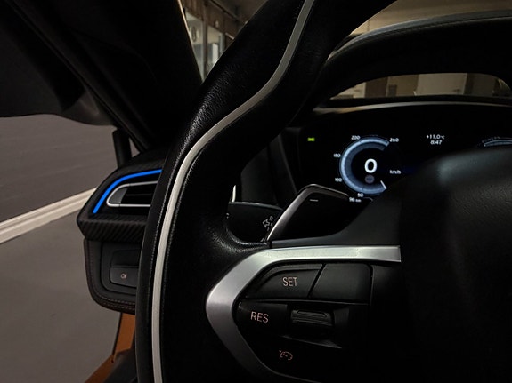 BMW i8 14 of 27