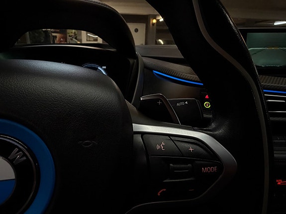 BMW i8 13 of 27