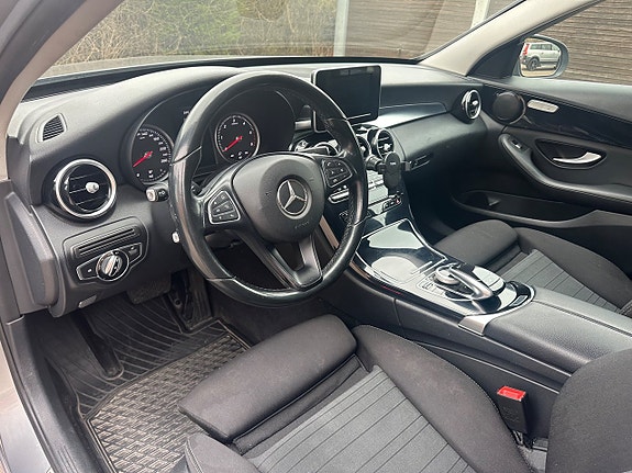 Mercedes-Benz C220 d 8 of 15