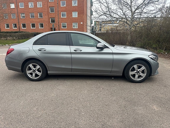 Mercedes-Benz C220 d 14 of 15