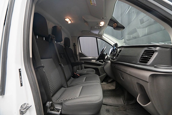 Ford Transit Custom 17 of 20
