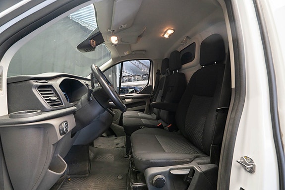 Ford Transit Custom 18 of 20