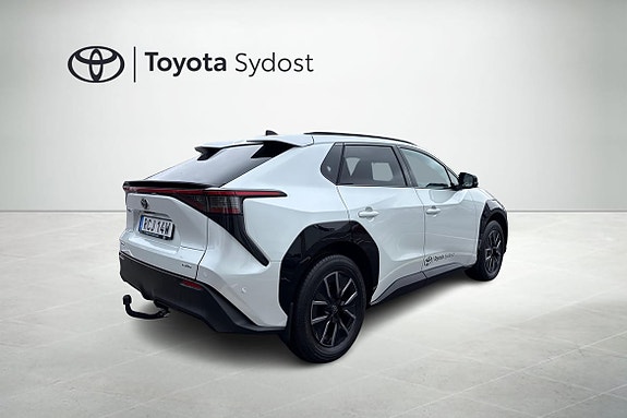 Toyota bZ4X 4 of 21