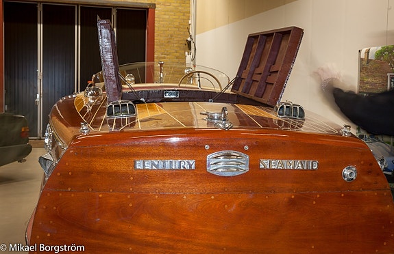 Century Seamaid 3 of 7