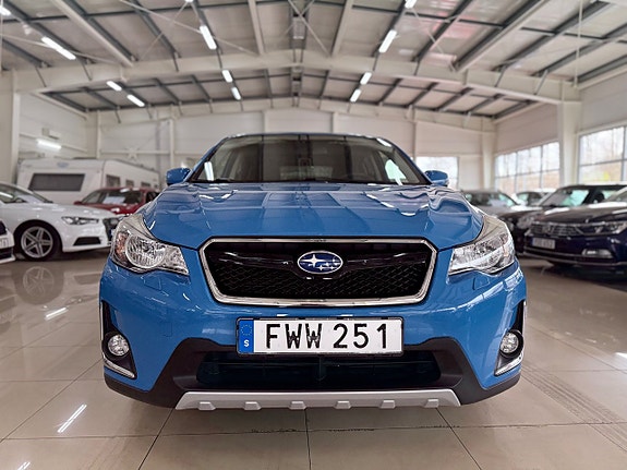 Subaru XV 2 of 5