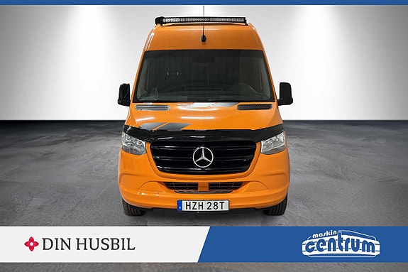 Mercedes-Benz Sprinter 2 of 5