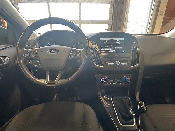 Ford Focus 11 of 21