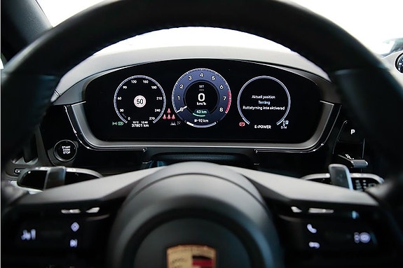 Porsche Cayenne 17 of 21