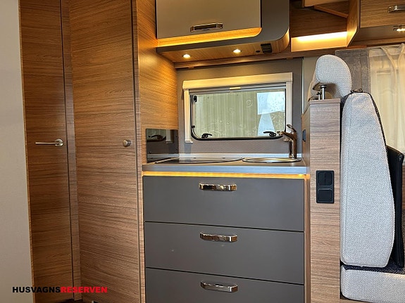 Weinsberg CaraSuite 650 MF 16 of 27
