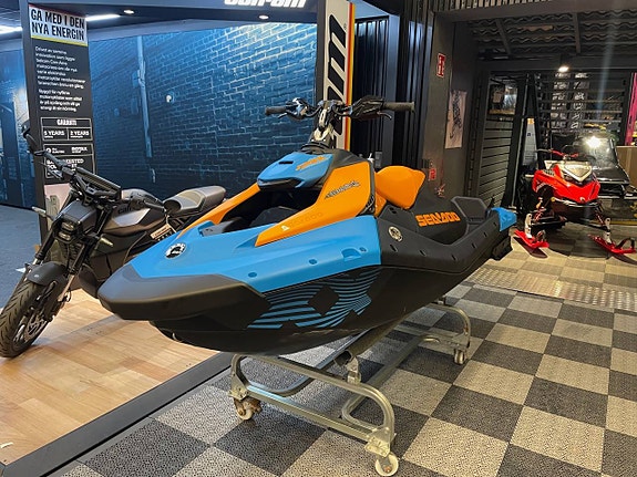 Sea-Doo Spark Trixx 90 1 UP -26 *Sea-doo-days* 2 of 5