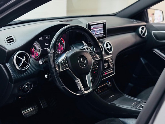 Mercedes-Benz A180 10 of 20