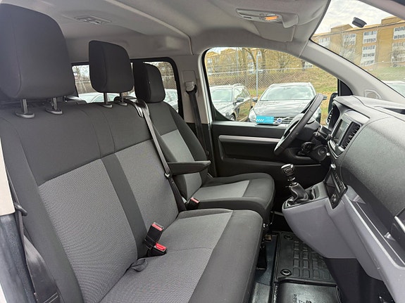 Peugeot Expert 8 of 16