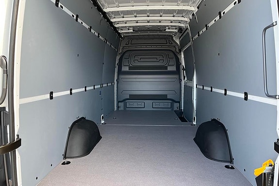 Mercedes-Benz eSprinter 420 14 of 14
