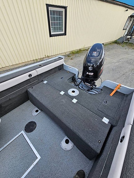 Starweld 18DC med Suzuki 140hk och Brenderup Trailer 7 of 10