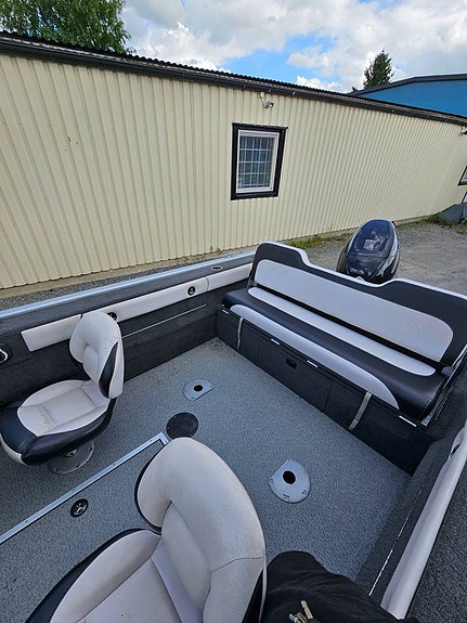 Starweld 18DC med Suzuki 140hk och Brenderup Trailer 8 of 10