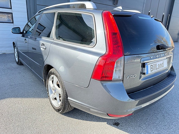 Volvo V50 5 of 7