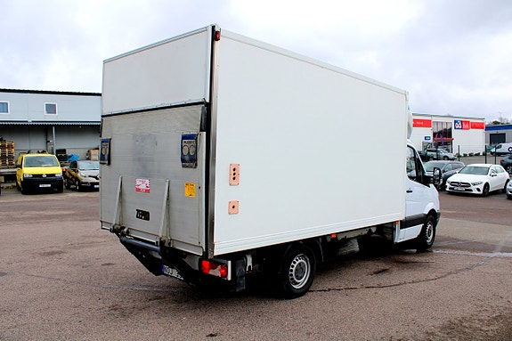 Mercedes-Benz Sprinter 319 12 of 17