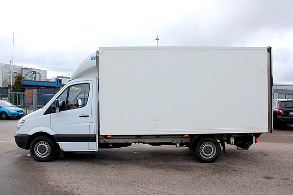 Mercedes-Benz Sprinter 319 2 of 17