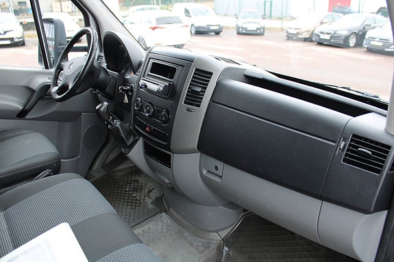 Mercedes-Benz Sprinter 319 7 of 17
