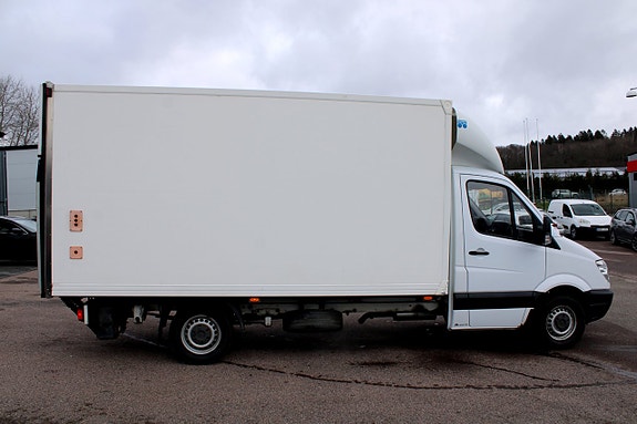 Mercedes-Benz Sprinter 319 9 of 17