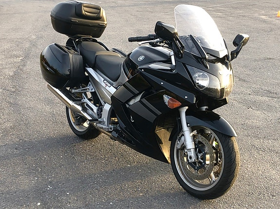 Yamaha FJR1300 7 of 8