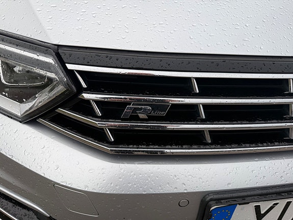 Volkswagen Passat 15 of 15