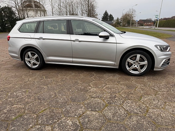 Volkswagen Passat 4 of 5