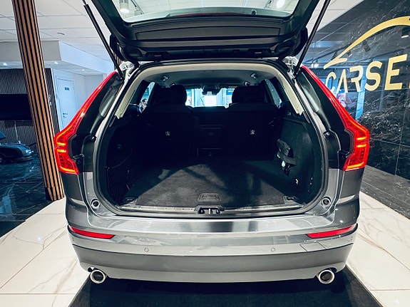 Volvo XC60 2 of 20