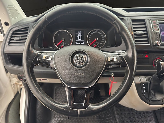 Volkswagen Transporter 22 of 30