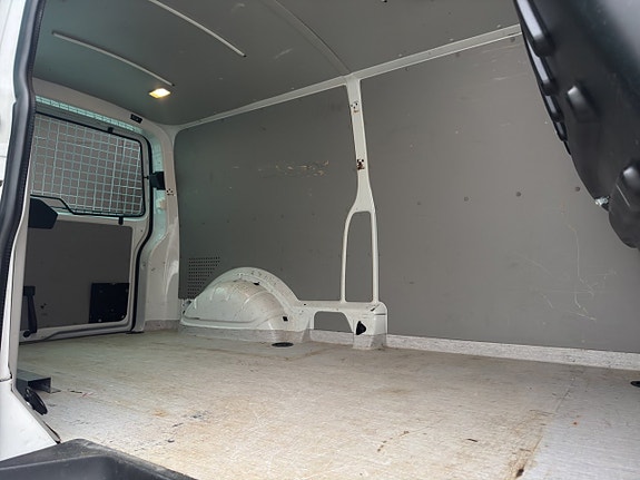 Volkswagen Transporter 15 of 30