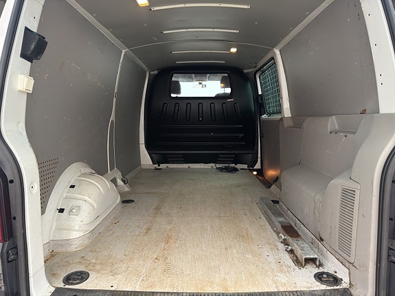 Volkswagen Transporter 14 of 30