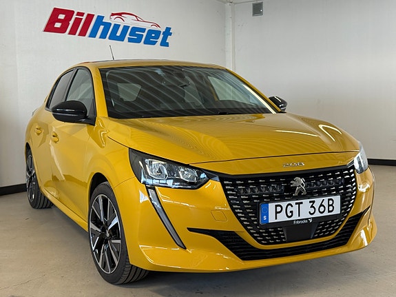 Peugeot 208 2 of 13