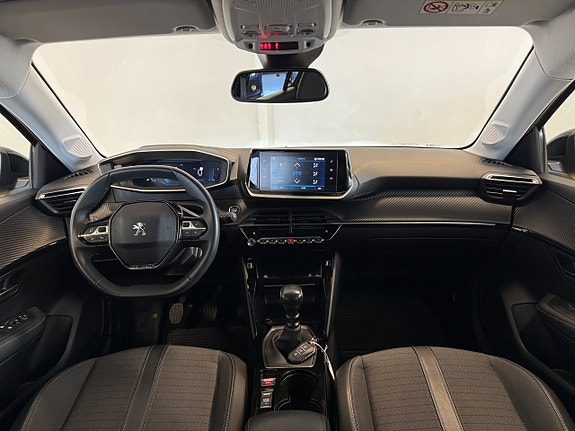 Peugeot 208 4 of 13