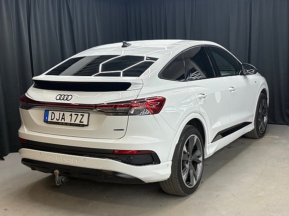 Audi Q4 Sportback e-tron 4 of 5