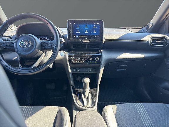 Toyota Yaris Cross 4 of 12