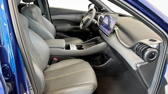 BYD Atto 3 3 of 5