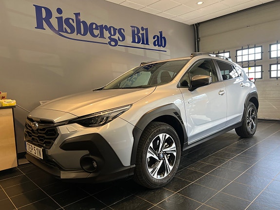 Subaru Crosstrek 2 of 5