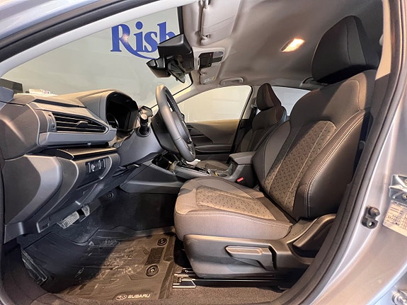 Subaru Crosstrek 8 of 12