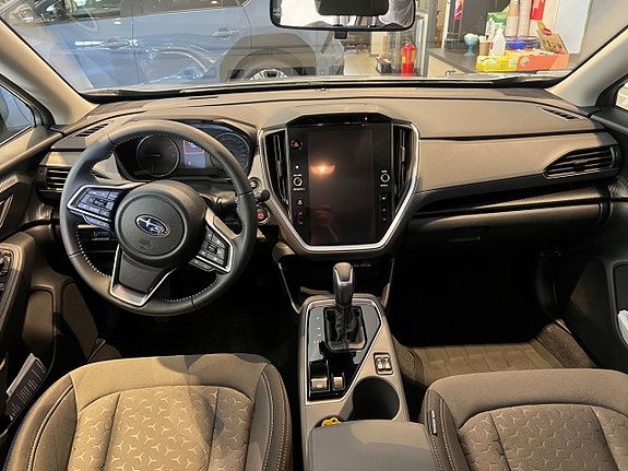 Subaru Crosstrek 6 of 12