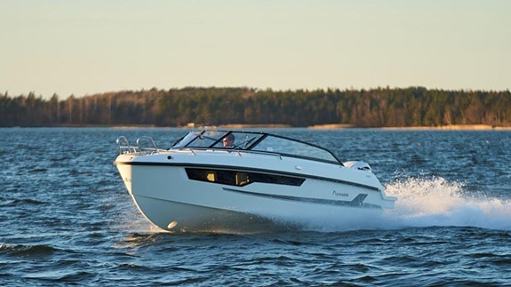 Yamarin 67 DC - Yamaha 225 V6 2 of 10