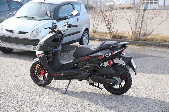 MOTO CR R9 SP 4T EFI 4 of 5