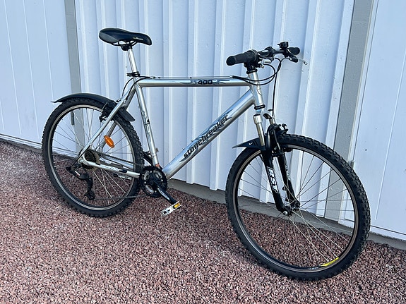 Product image 2 of 8