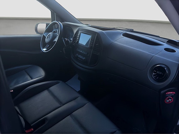 Mercedes-Benz Vito 119 13 of 16