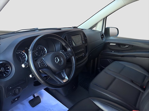 Mercedes-Benz Vito 119 9 of 16