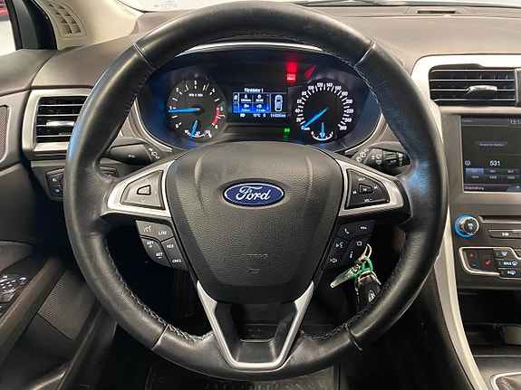 Ford Mondeo 14 of 14