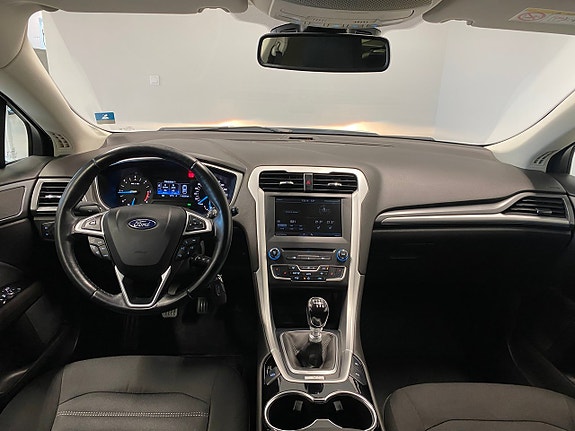 Ford Mondeo 8 of 14
